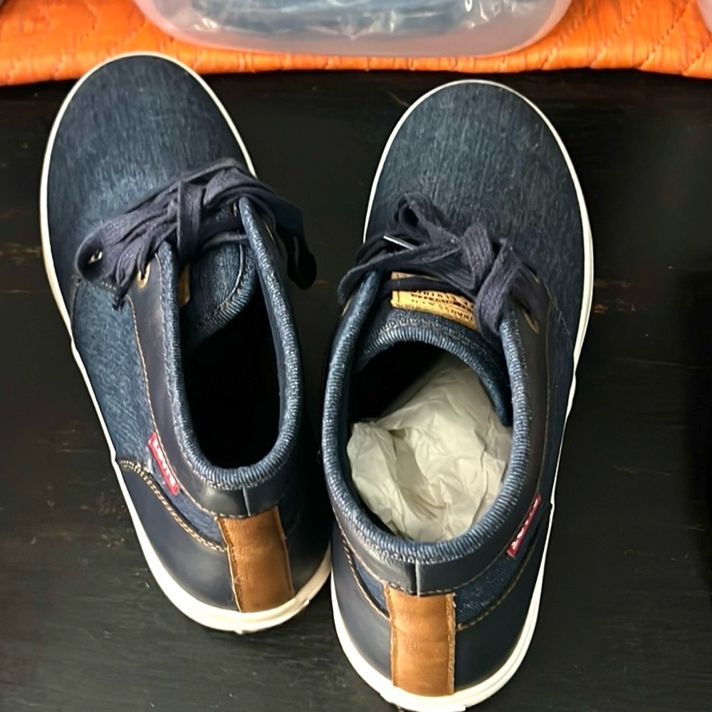 Levi’s Denim Sneakers Lace Up Chukka Style Navy Canvas Comfort Shoes Size 9.5 - Picture 5 of 10